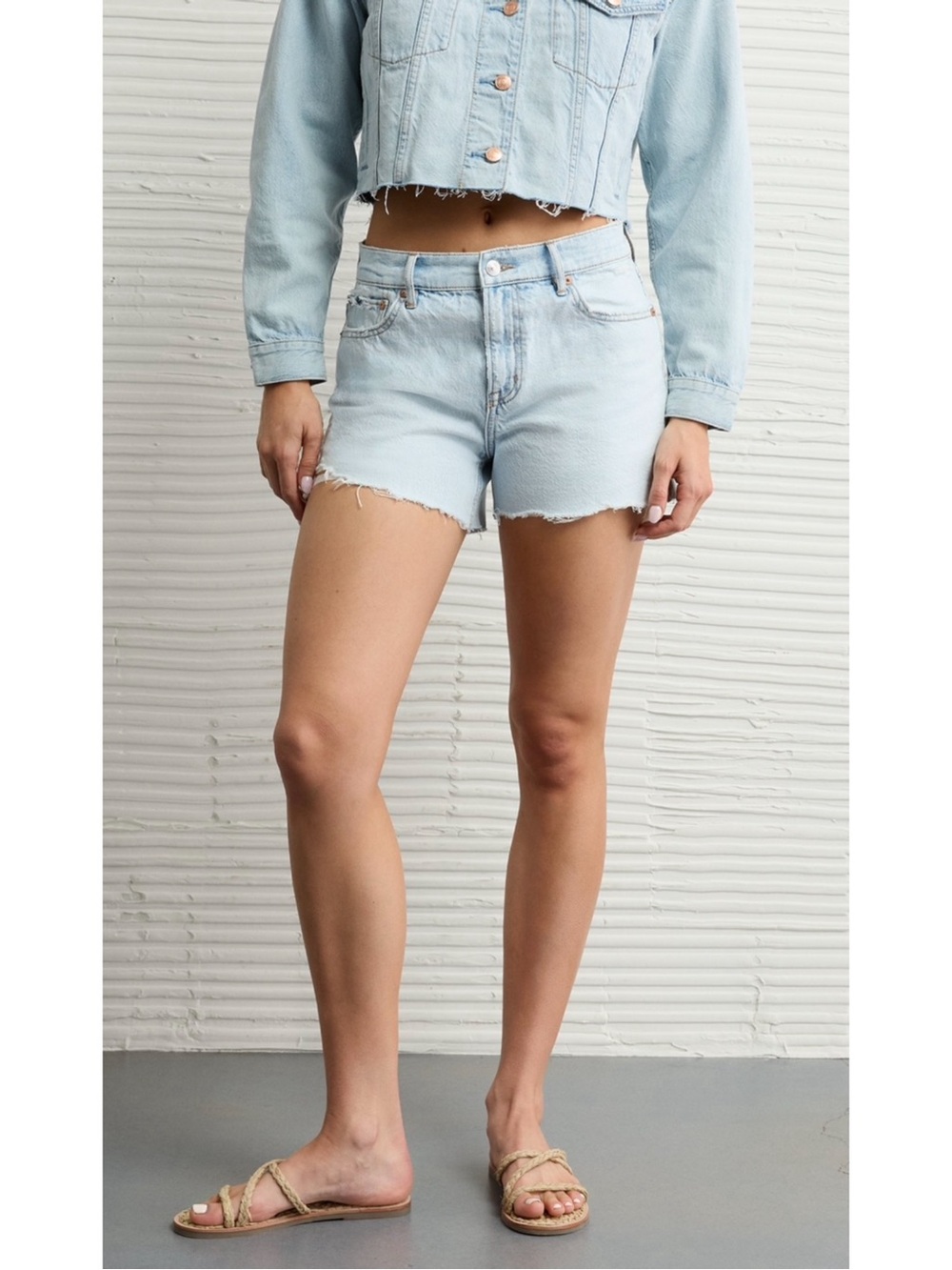 NWT American Eagle Strigid Curvy Super High-Waisted Relaxed Shorts - Size 16
